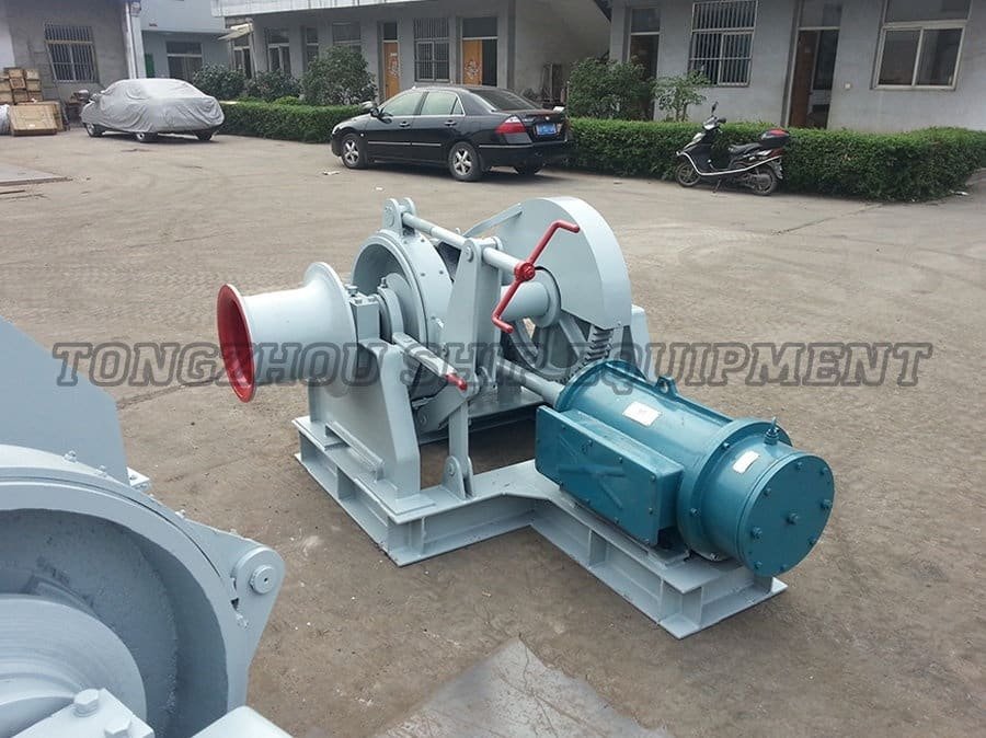 Electric Windlass 19