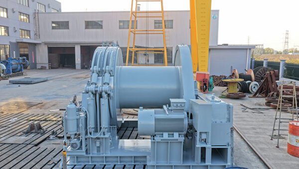Electric Winches 23