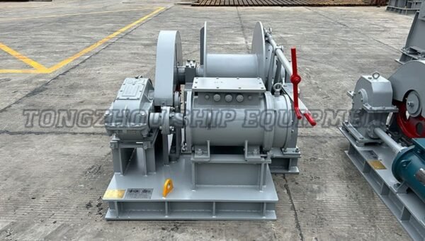 Electric Winches 11