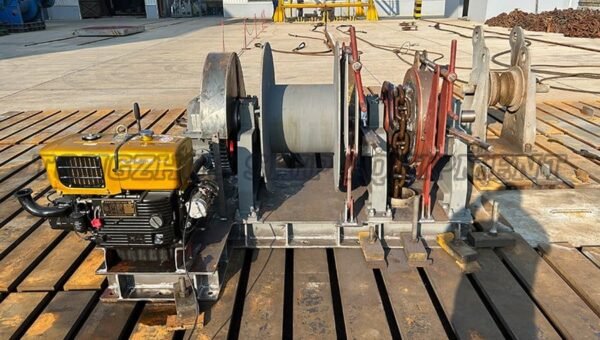 Diesel-Powered Combined Windlass And Mooring Winch 01