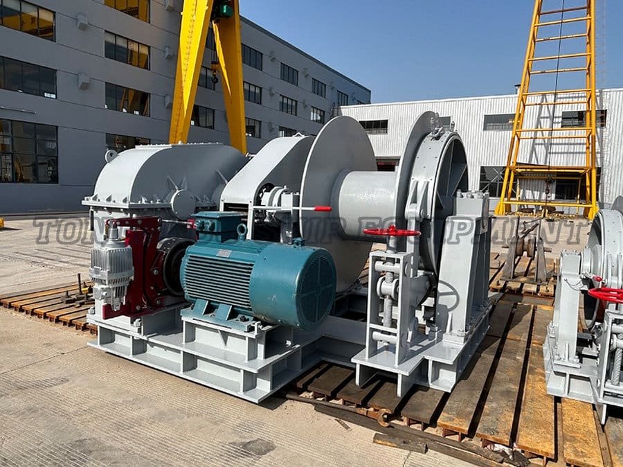 Electric Winches 09