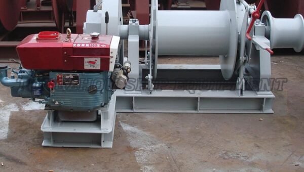 Diesel-Powered Winch 05