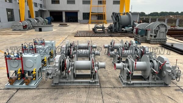 Hydraulic Combined Windlass And Mooring Winch 05
