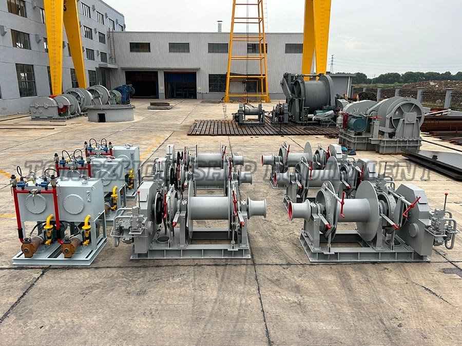 Hydraulic Combined Windlass And Mooring Winch 05