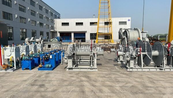 Hydraulic Combined Windlass And Mooring Winch 14