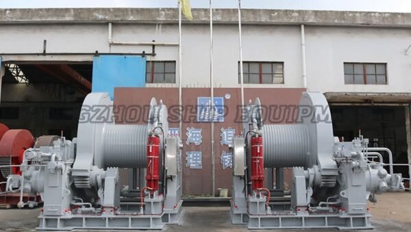 Hydraulic Winch 08