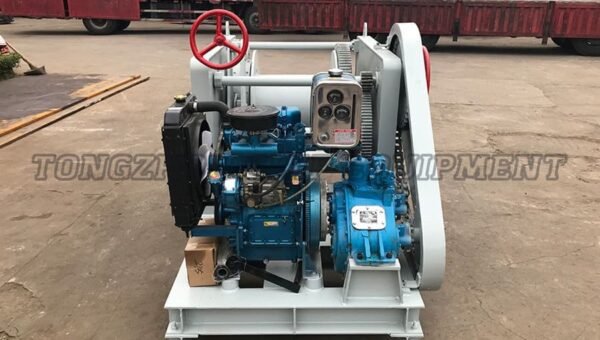 Diesel-Powered Winch 03