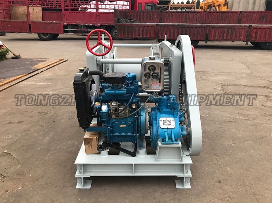 Diesel-Powered Winch 03