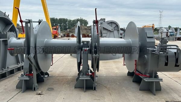 Hydraulic Winch 11