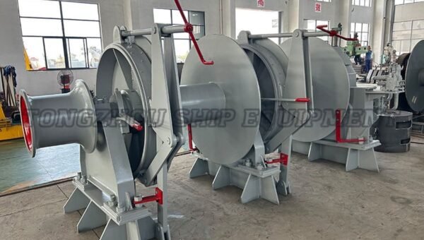 Hydraulic Winch 12