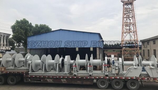 Hydraulic Combined Windlass And Mooring Winch 08