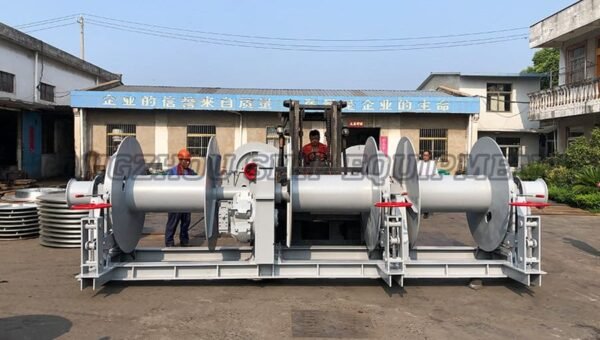 Hydraulic Winch 16