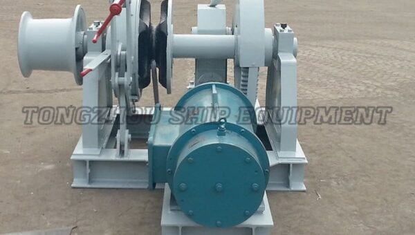 Electric Windlass 18