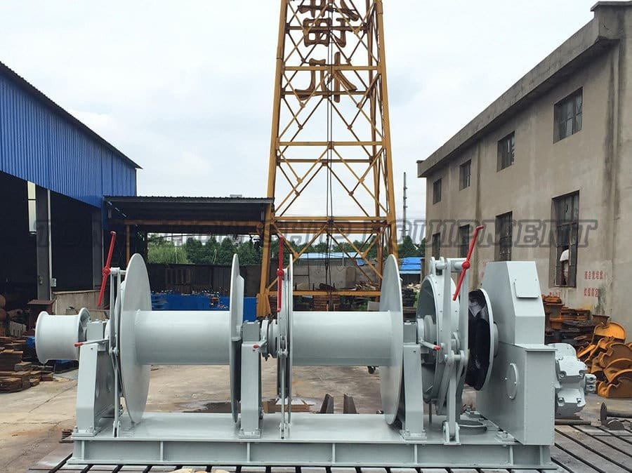 Hydraulic Combined Windlass And Mooring Winch 21