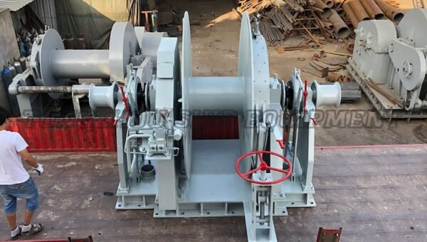 Hydraulic Combined Windlass And Mooring Winch 09