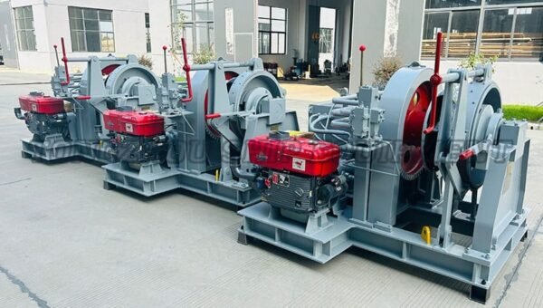 Hydraulic Windlass 09