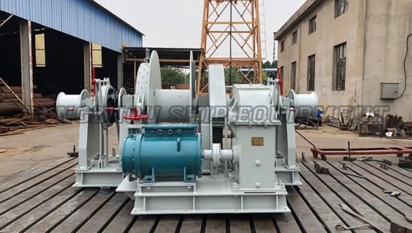 Electric Combined Windlass And Mooring Winch 02
