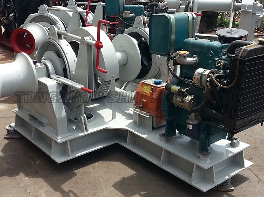 Diesel-Powered Windlass 13
