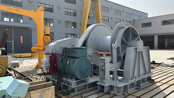 Electric Winches 16