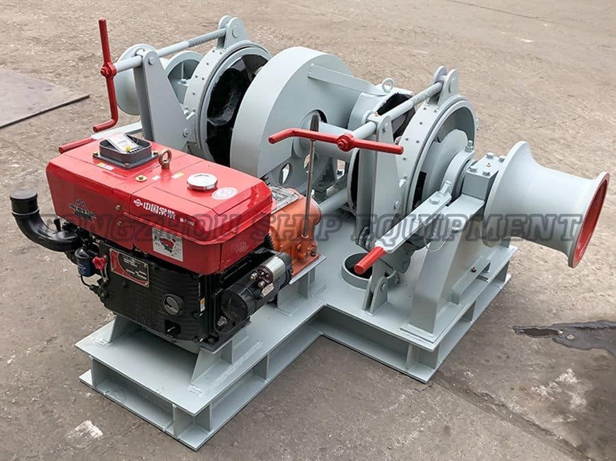 Diesel-Powered Windlass 08