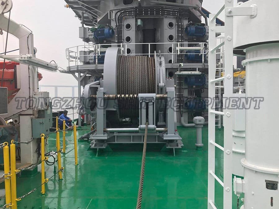 Hydraulic Winch 09