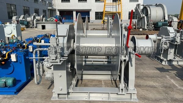 Hydraulic Winch 25
