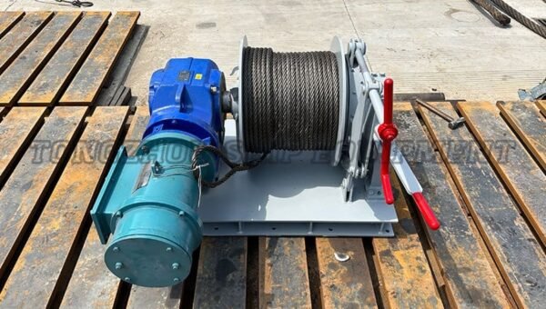 Electric Winches 13