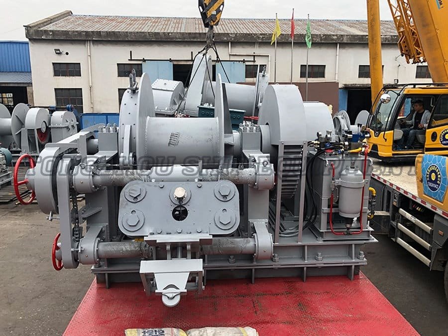 Electric Winches 18